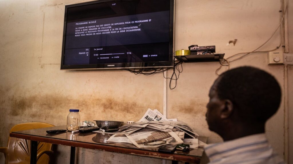 Burkina Faso’s military expels French journalists, sparking press freedom alarms