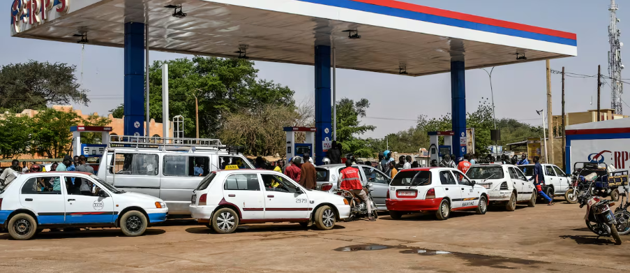 Agadez Crisis: Soaring Black Market Fuel Prices Hit 1500 FCFA per Liter