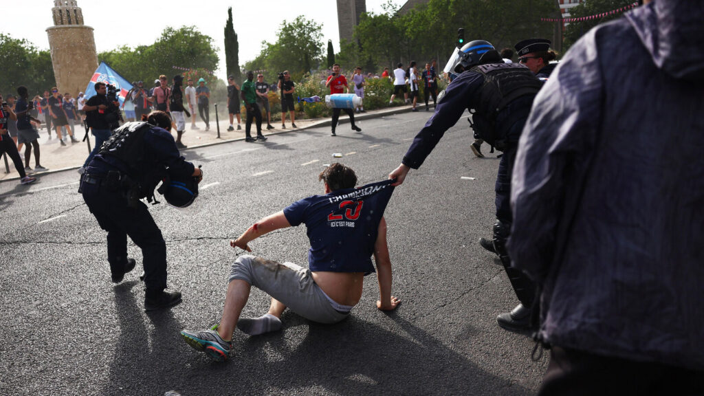 Tensions in Paris as psg-arsenal champions league final sparks unrest