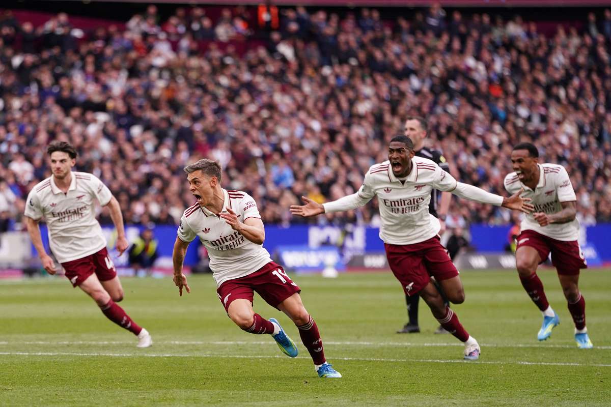 Arsenal aims for crucial home victory against burnley in premier league title chase