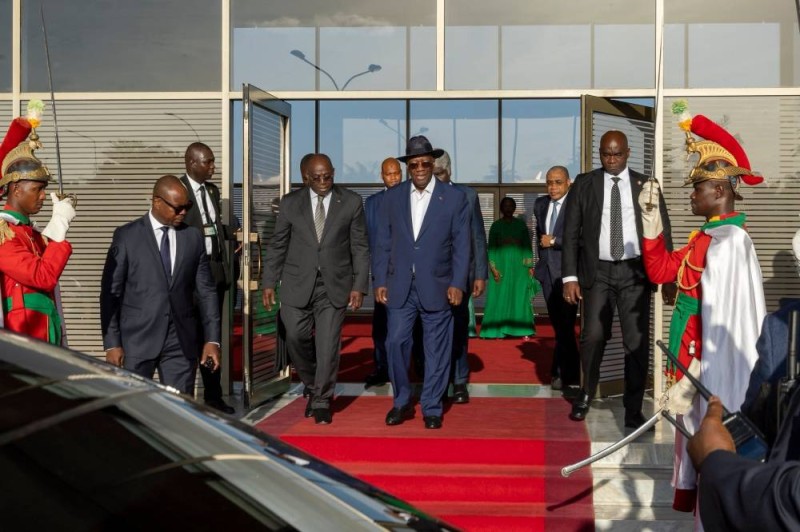 Alassane Ouattara returns to Abidjan after Kenya mission