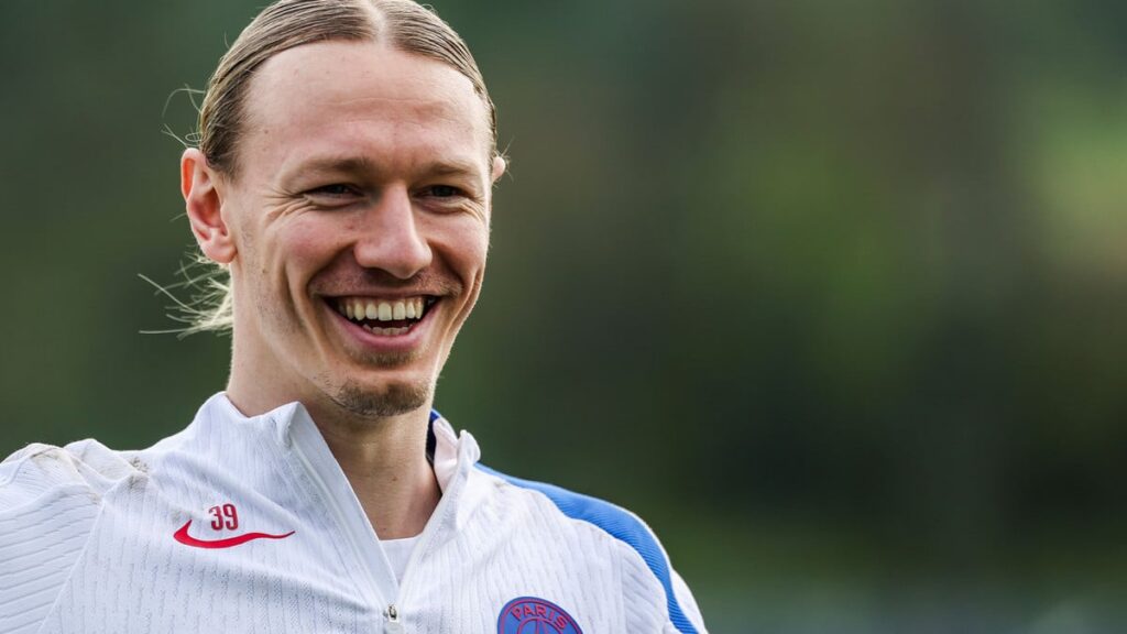 Psg eyes top italian league talent for goalkeeper position amid summer transfer speculation