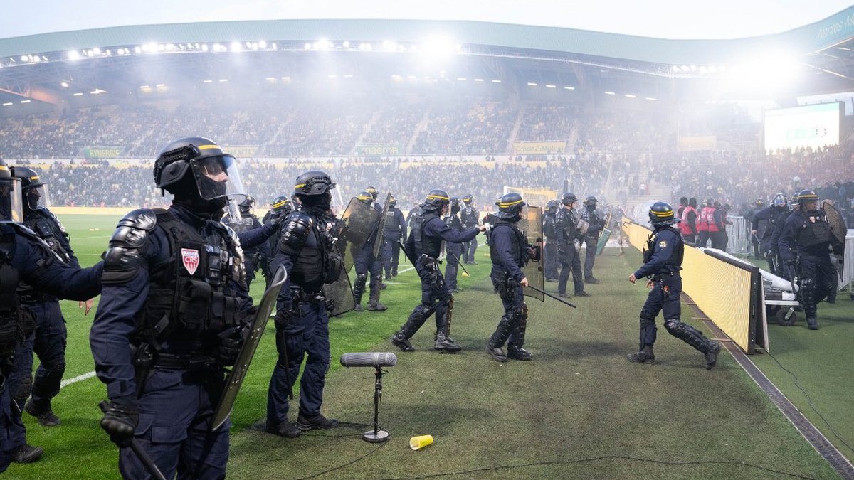 Ligue 1 chaos: what happens next after Nantes-Toulouse match abandoned