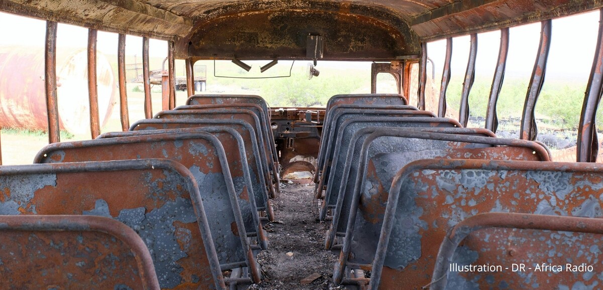 Escalating jihadist blockade leads to bus arsons near Bamako in Mali