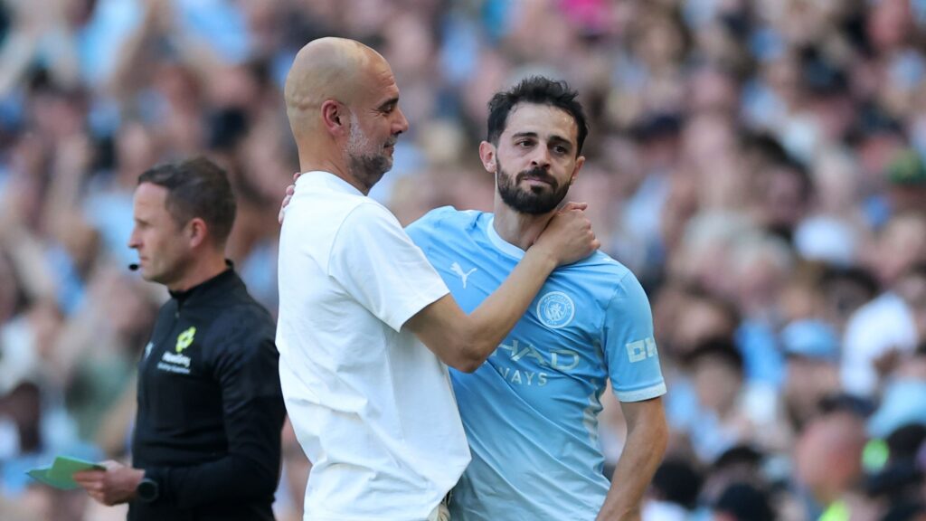 Rooney expresses outrage over mid-match guard of honor for manchester city duo
