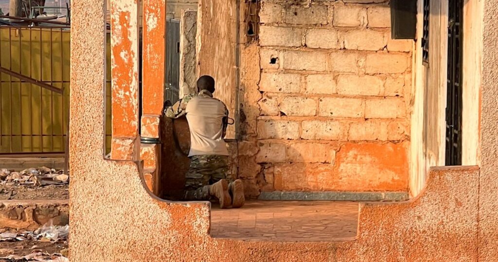 Russian mercenaries retreat as jihadists tighten grip in Mali