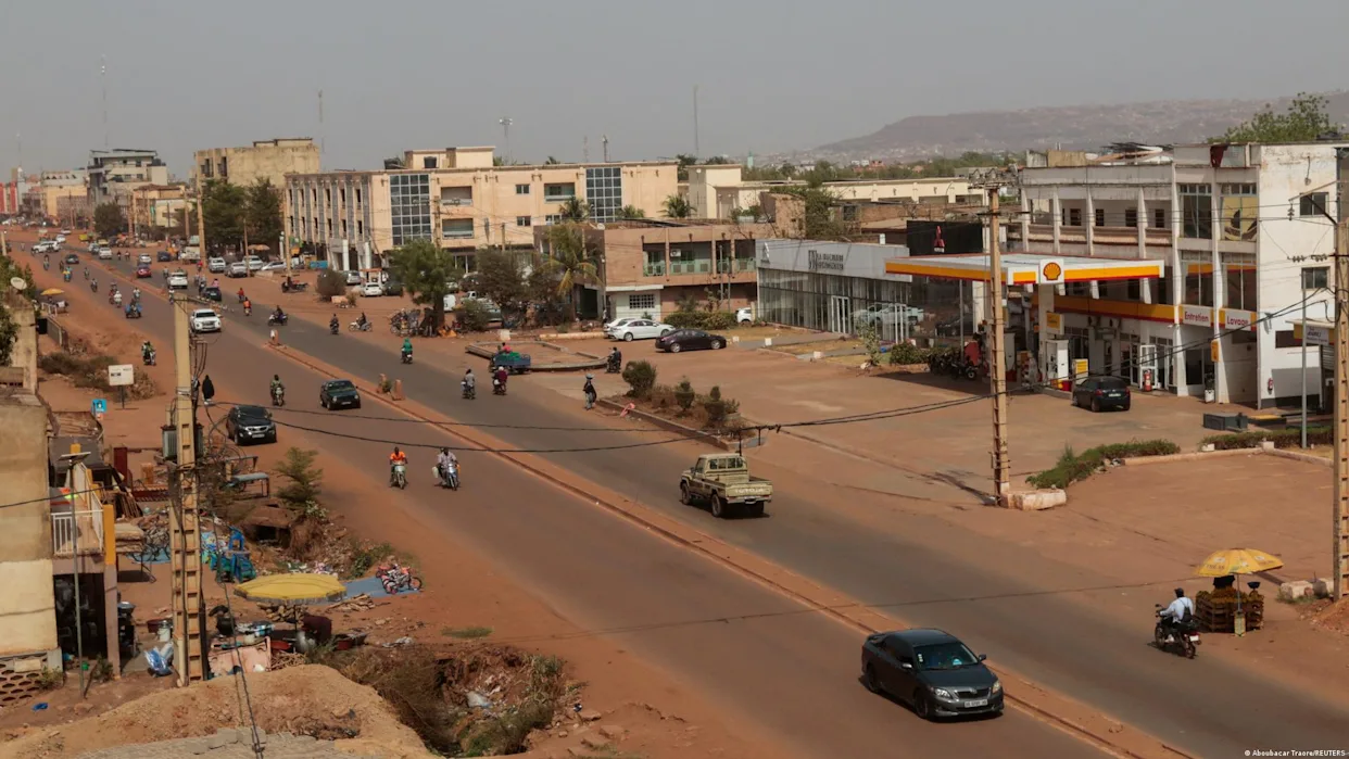 Jihadist blockades choke Bamako’s supply routes as civilians face severe shortages