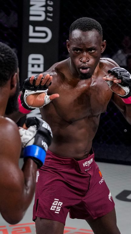 Modibo Diakité a été le premier combattant à combattre en professionnel en MMA. (France TV)