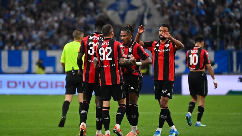 OGC Nice team celebrating