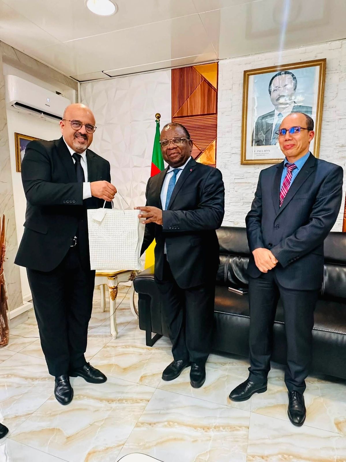 Cameroon-Algeria trade ties boosted with new economic deals