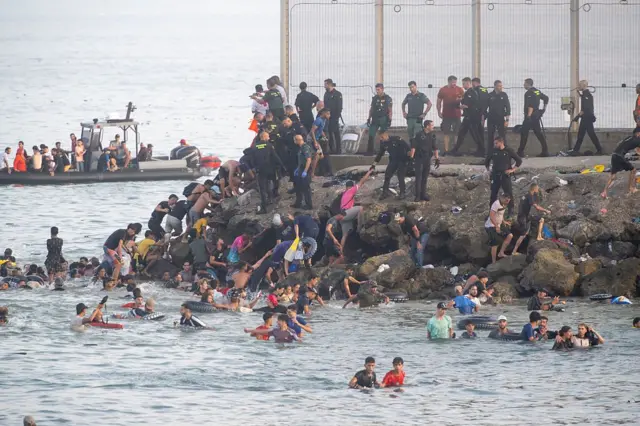 People crossing into Ceuta