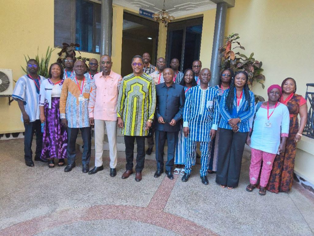 Delegates from Burkina Faso and Burundi at a joint cooperation meeting